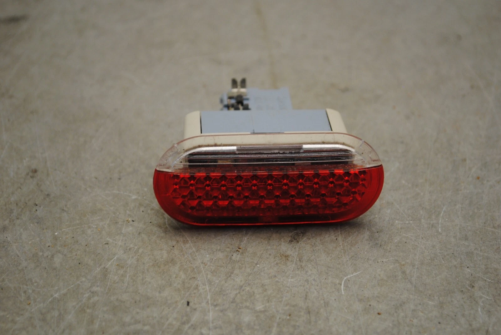 Einstiegsbeleuchtung Tür VW Golf IV 1J0947411B