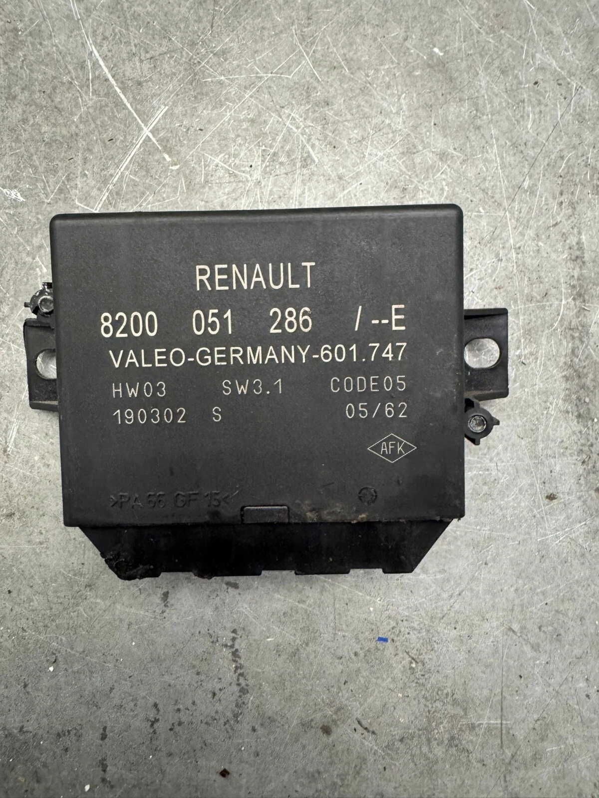 Original Renault Laguna II Einparkhilfe Steuergerät 8200051286 190302S
