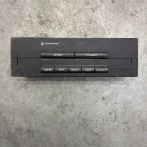 Original VW Passat 3B 3BG Soundsystem Radiobedienteil Soundprozessor 4D0919887D