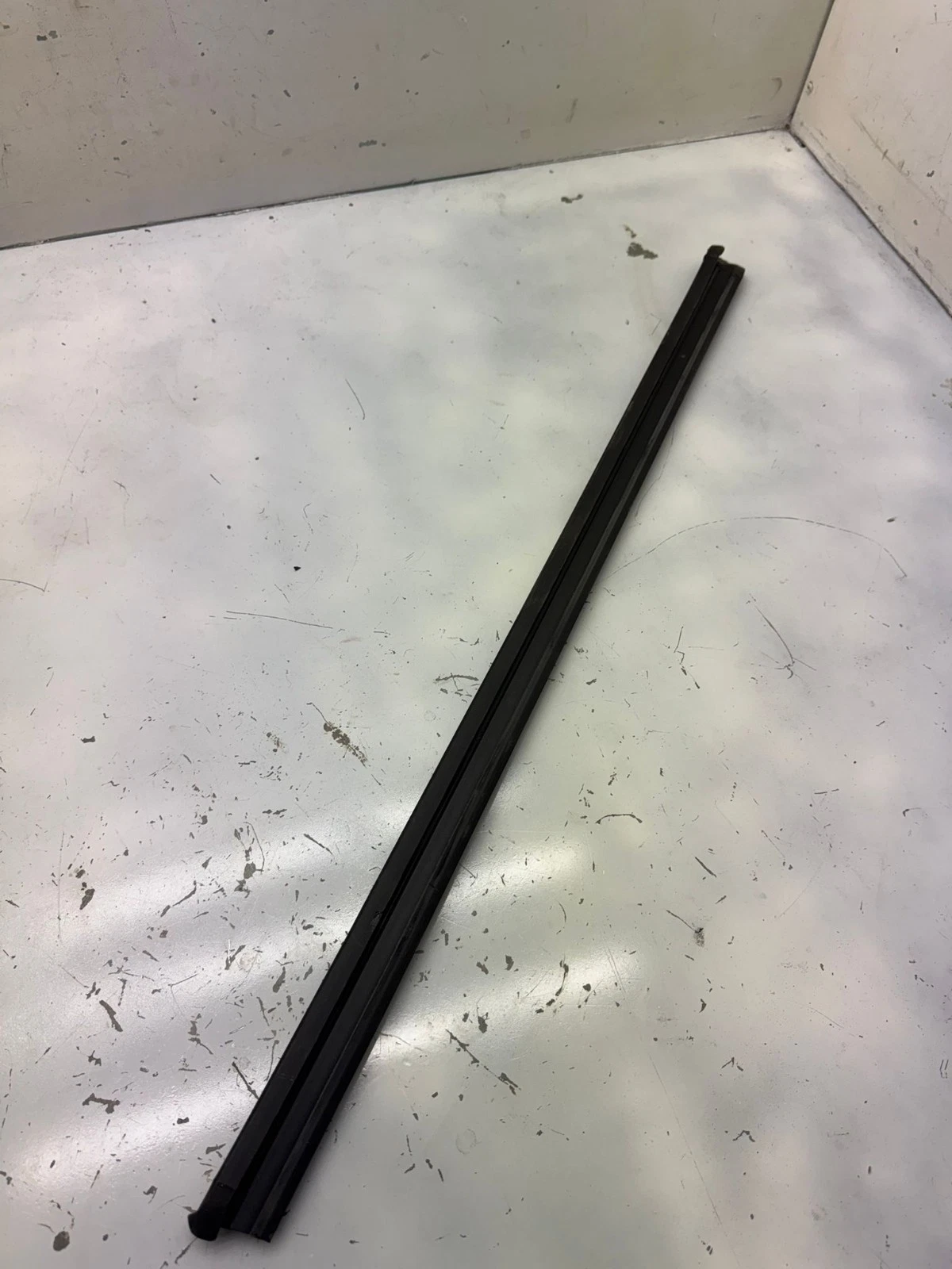 Original VW Tiguan 5N2 Türdichtung Türleiste hinten links 5N0839479