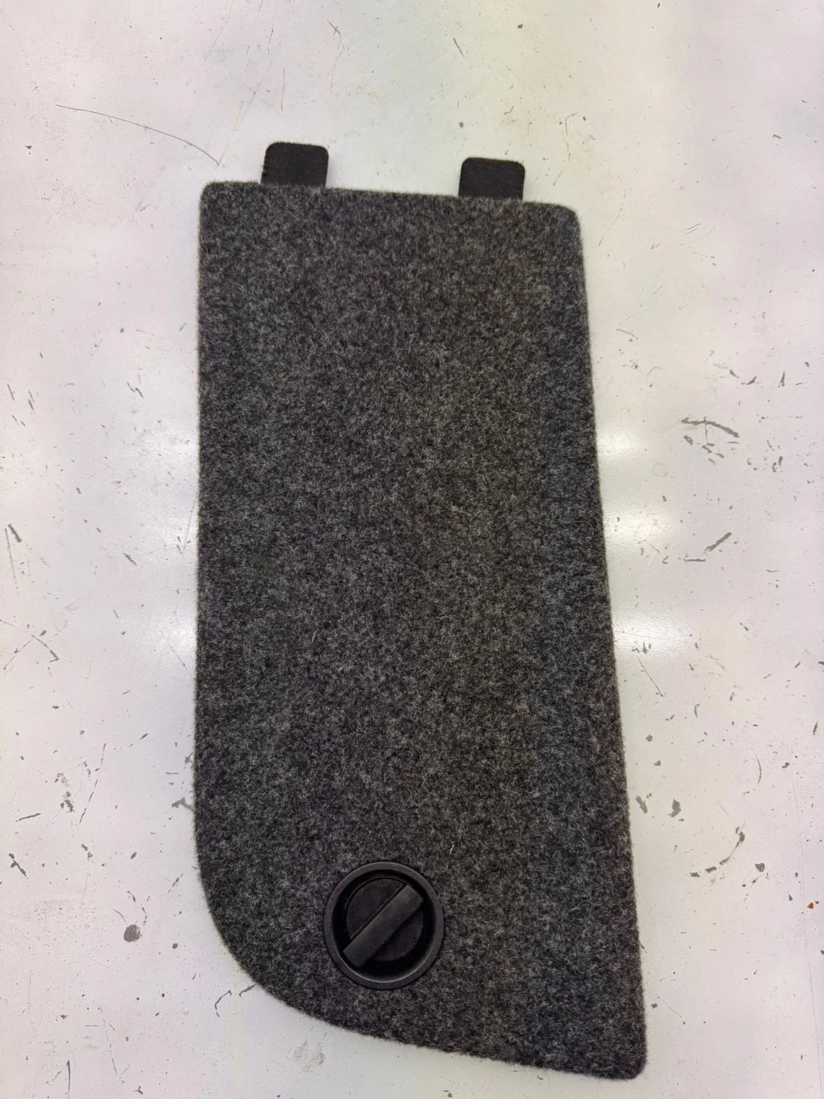 Original VW Tiguan 5N2 Steckdeckel Kofferraum Verkleidung 1J0867468