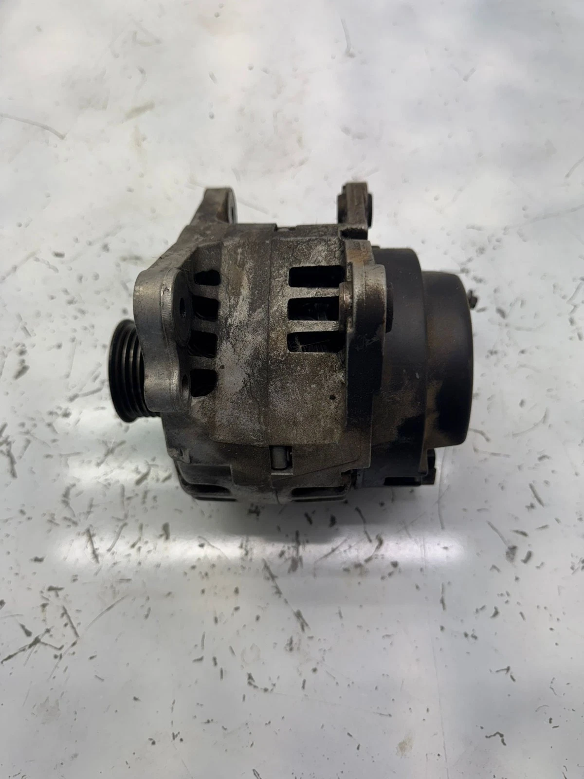 Original VW Polo 9N Skoda Fabia Lichtmaschine 03D903025J