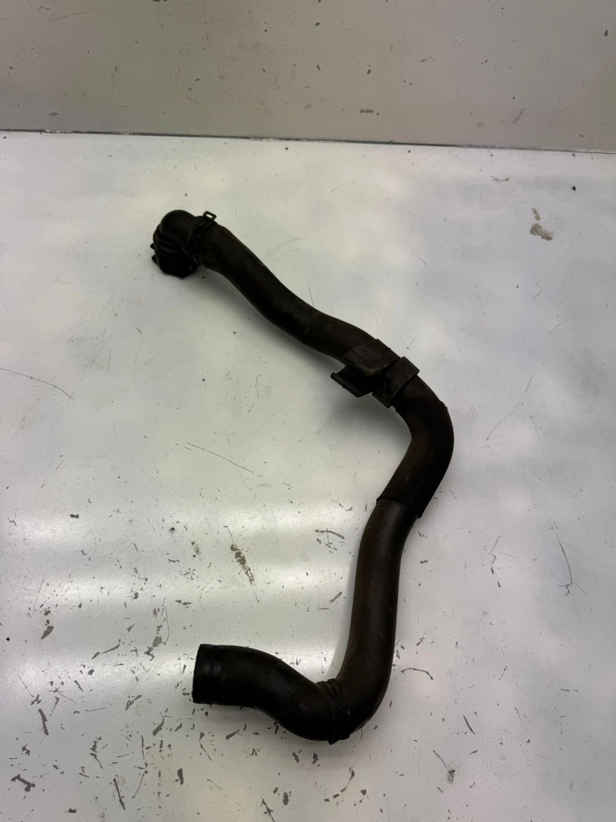 Original VW Tiguan 5N2 Kühlerschlauch 2.0TDI 5N0122291A