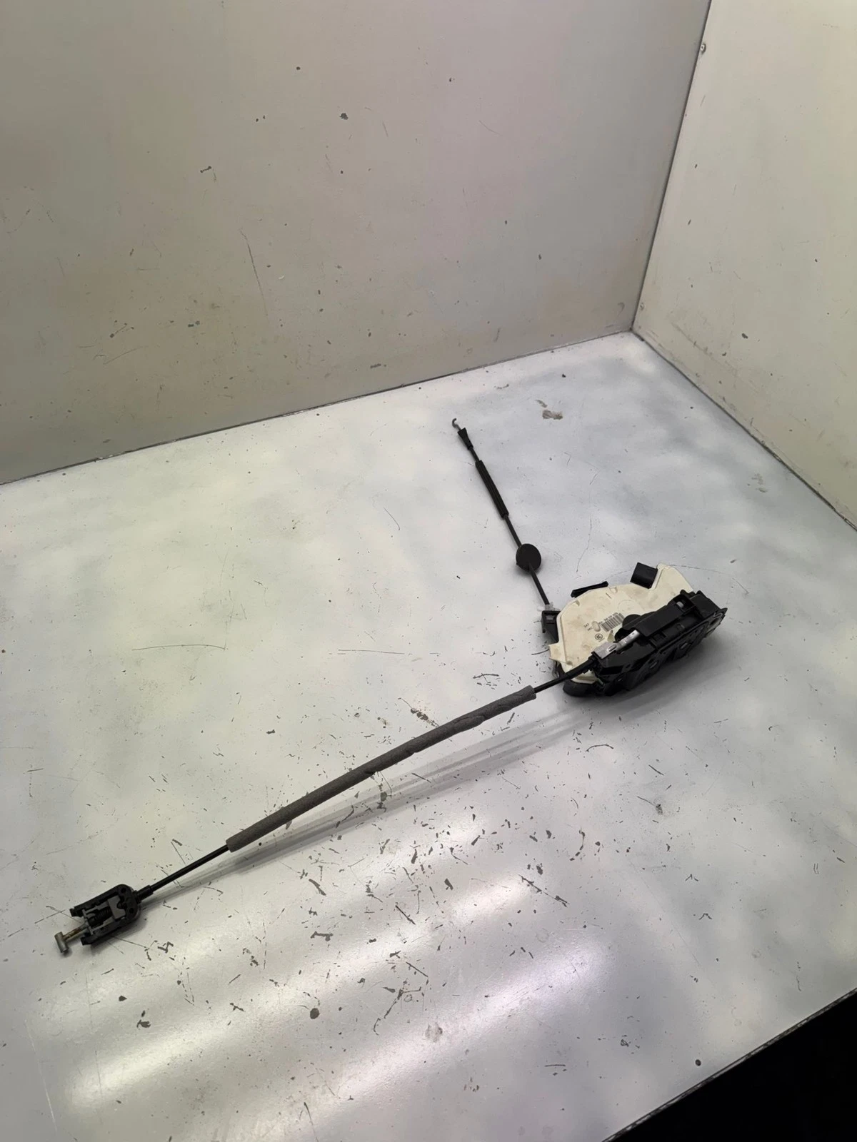 Original VW Tiguan 5N2 Stellmotor Türschloss hinten links 5N0839015G