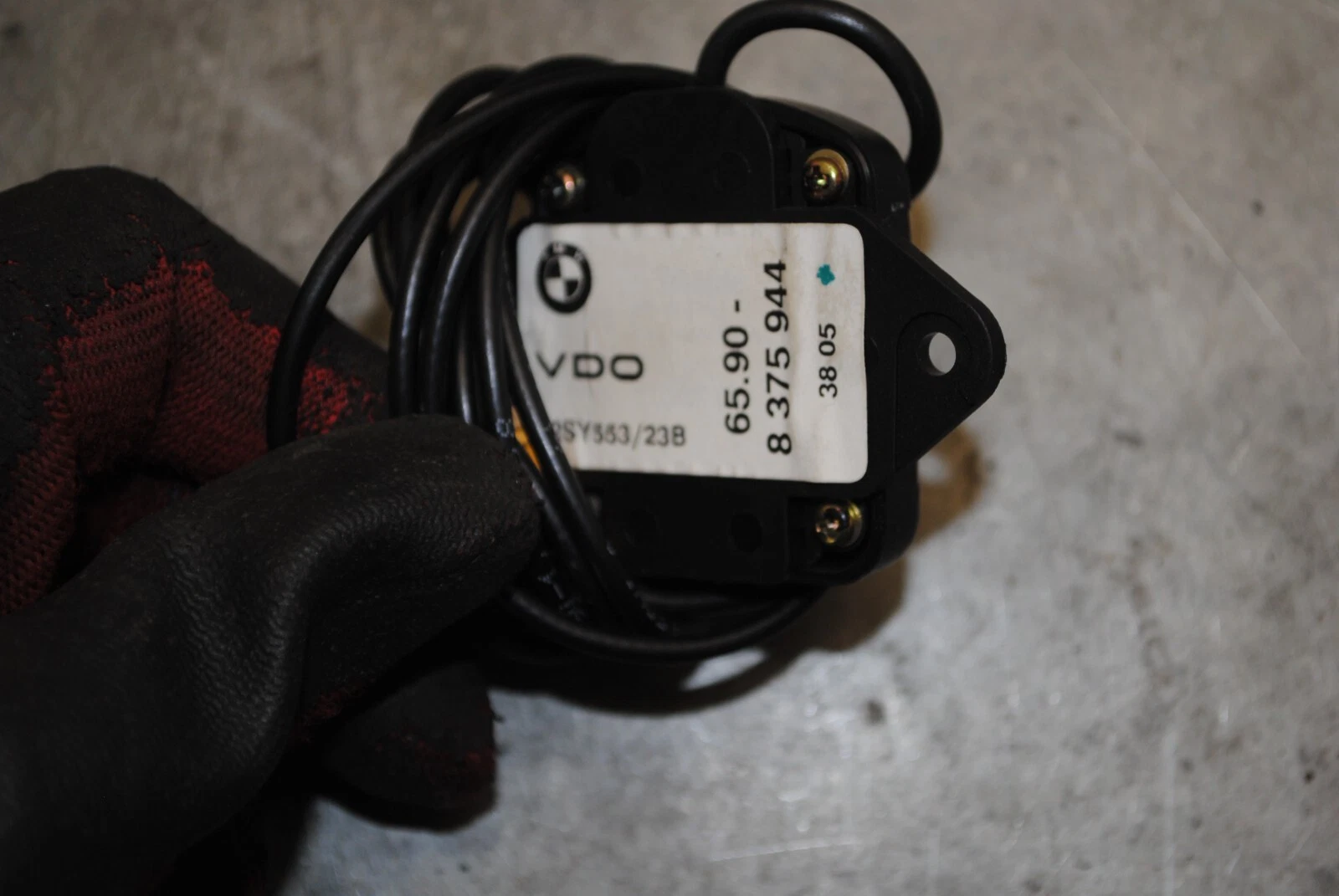 original GPS Antenne 5er BMW E60/61 (BJ 2005) 65908375944