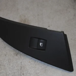 Schalter Fensterheber hinten links 5er BMW E60/61 (BJ 2005) 6951966