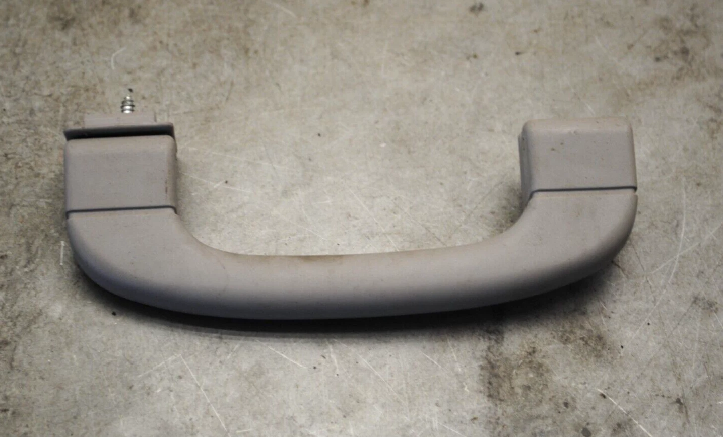 Haltegriff Dach vorne rechts 5er BMW E60/61, 7033659