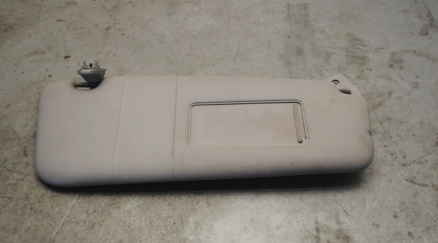 Sonnenblende rechts 5er BMW E60/61 Teilenr.: 7066650