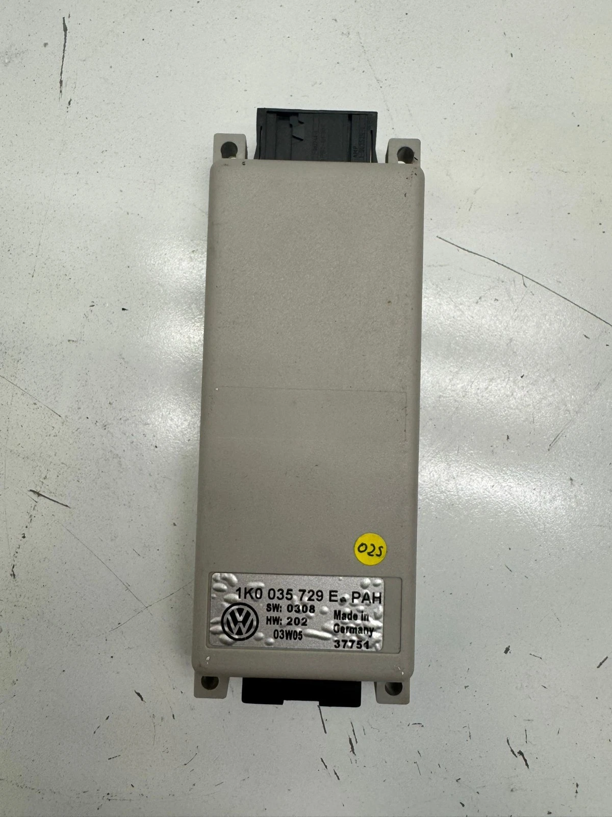 Original VW Golf 5 Caddy Touran 1T Steuergerät Interface Bluetooth 1K0035729E