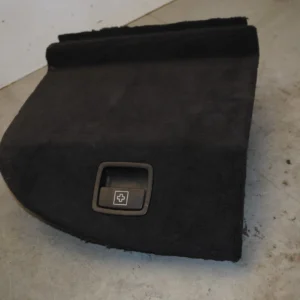Verkleidung Kofferraum rechts 5er BMW Touring E61 (BJ 2005) schwarz 51477050368