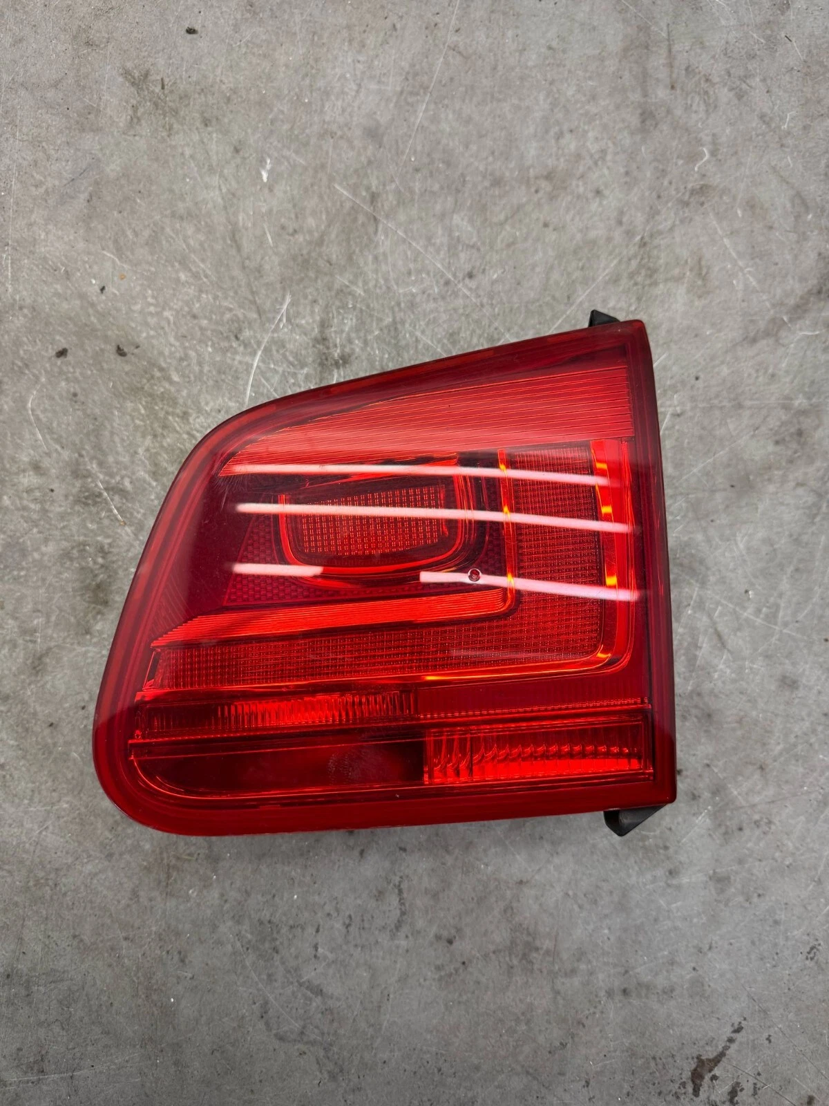 Original VW Tiguan 5N 2011-2016 Rückleuchte hinten rechts 5N0945310