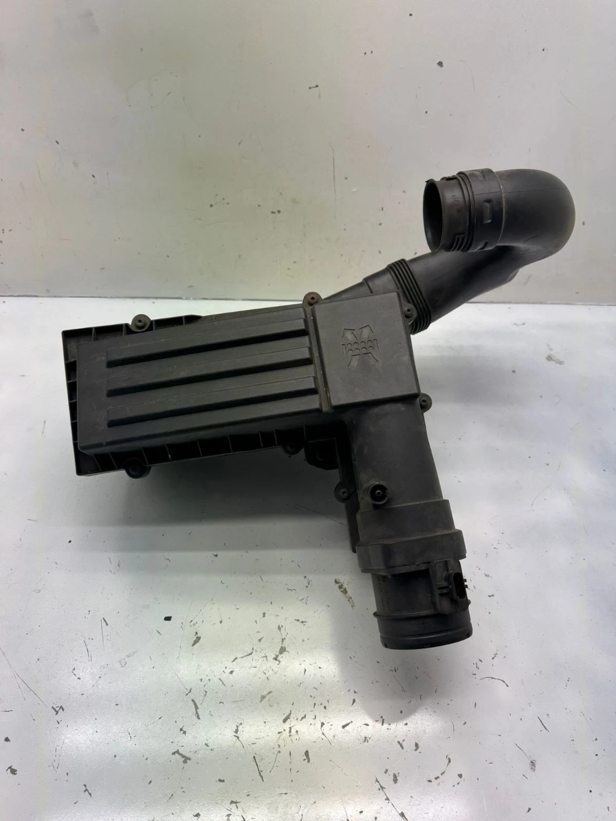 VW Tiguan 5N2 Passat 3C Luftfilterkasten Luftmassenmesser 7N0129607 0281002956