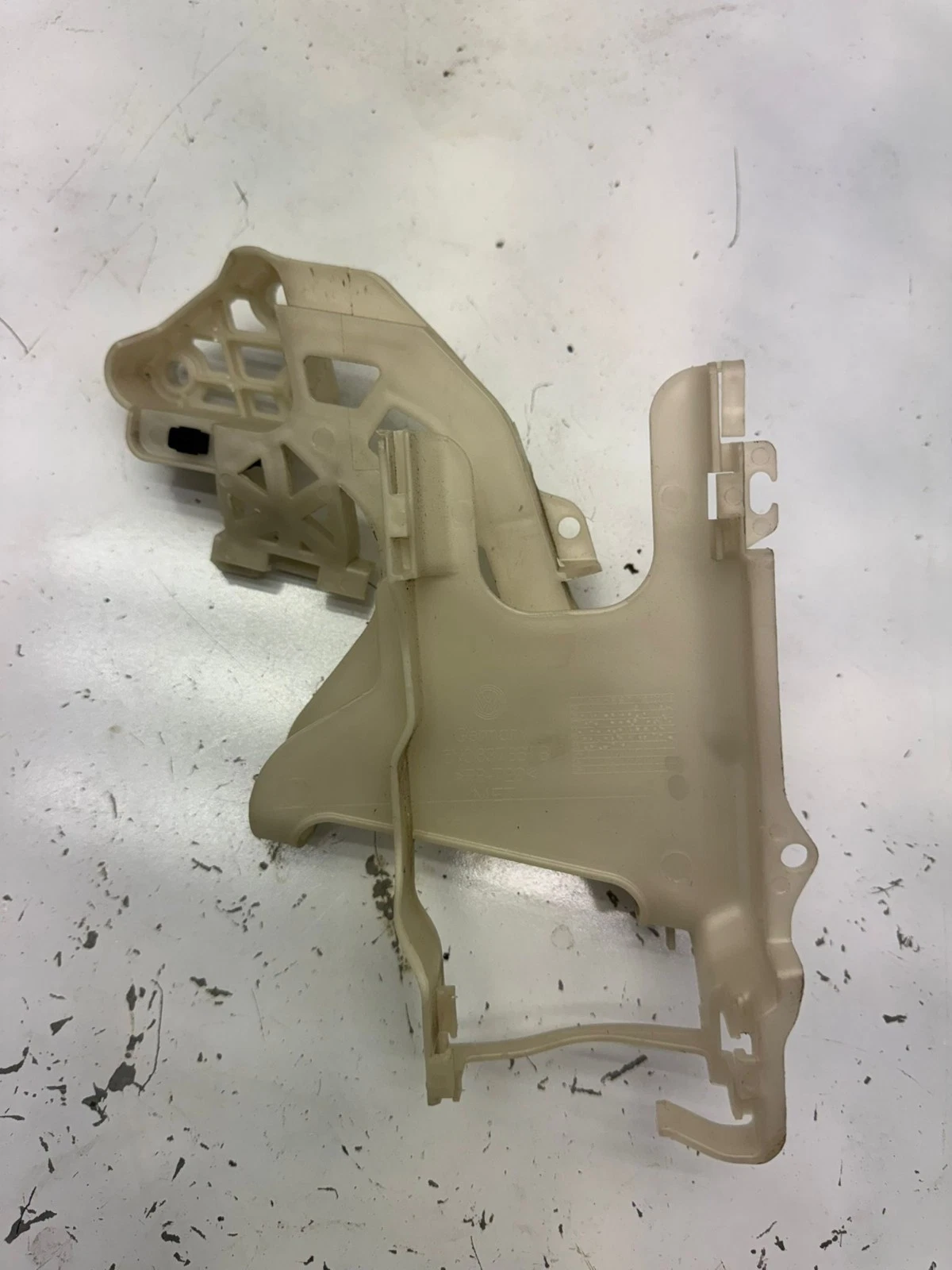 Original VW Tiguan 5N2 Türschloss Abdeckung vorne links 5N0837867B
