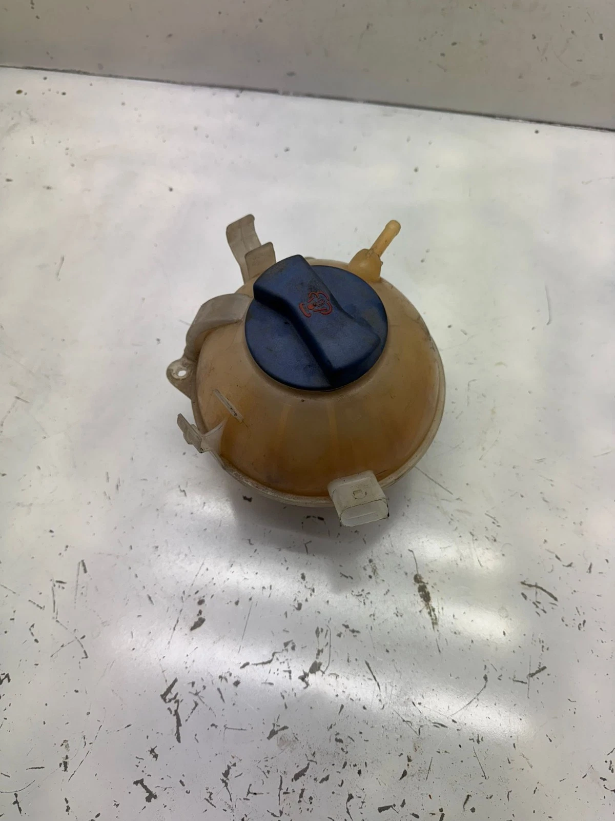 Original VW Skoda Seat Audi Kühlmittelbehälter Kühlwasser 1K0121407A
