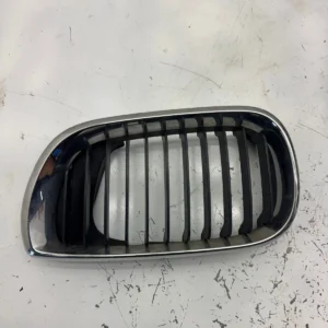 Original BMW 3er E46 Kühlergrill Niere Gitter links 51137072129
