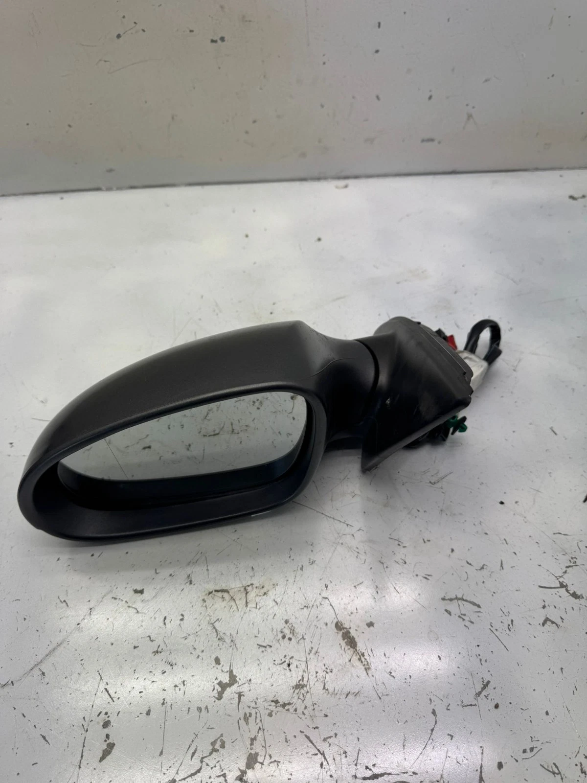 Original VW Passat 3C Außenspiegel links elektr. beheizbar Grau 010781 3C0857933