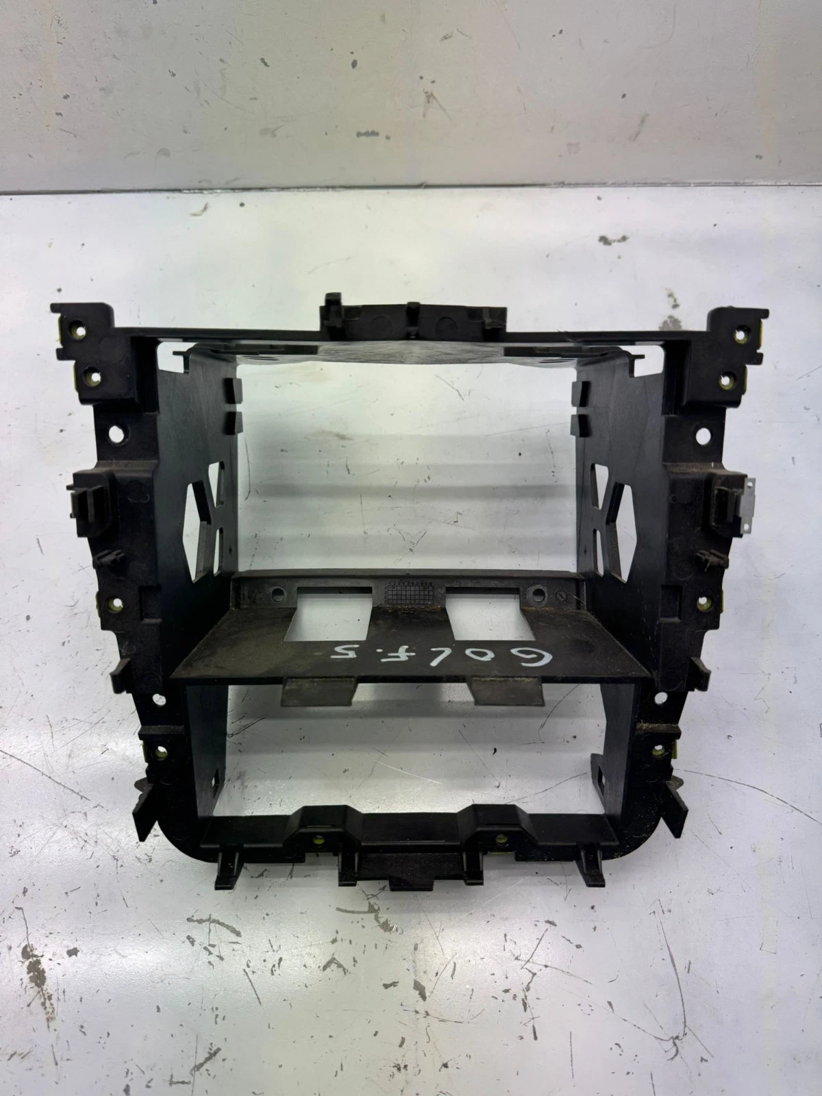 Original VW Golf 5 Radioschacht Verkleidung Einbaurahmen 1K0858005C