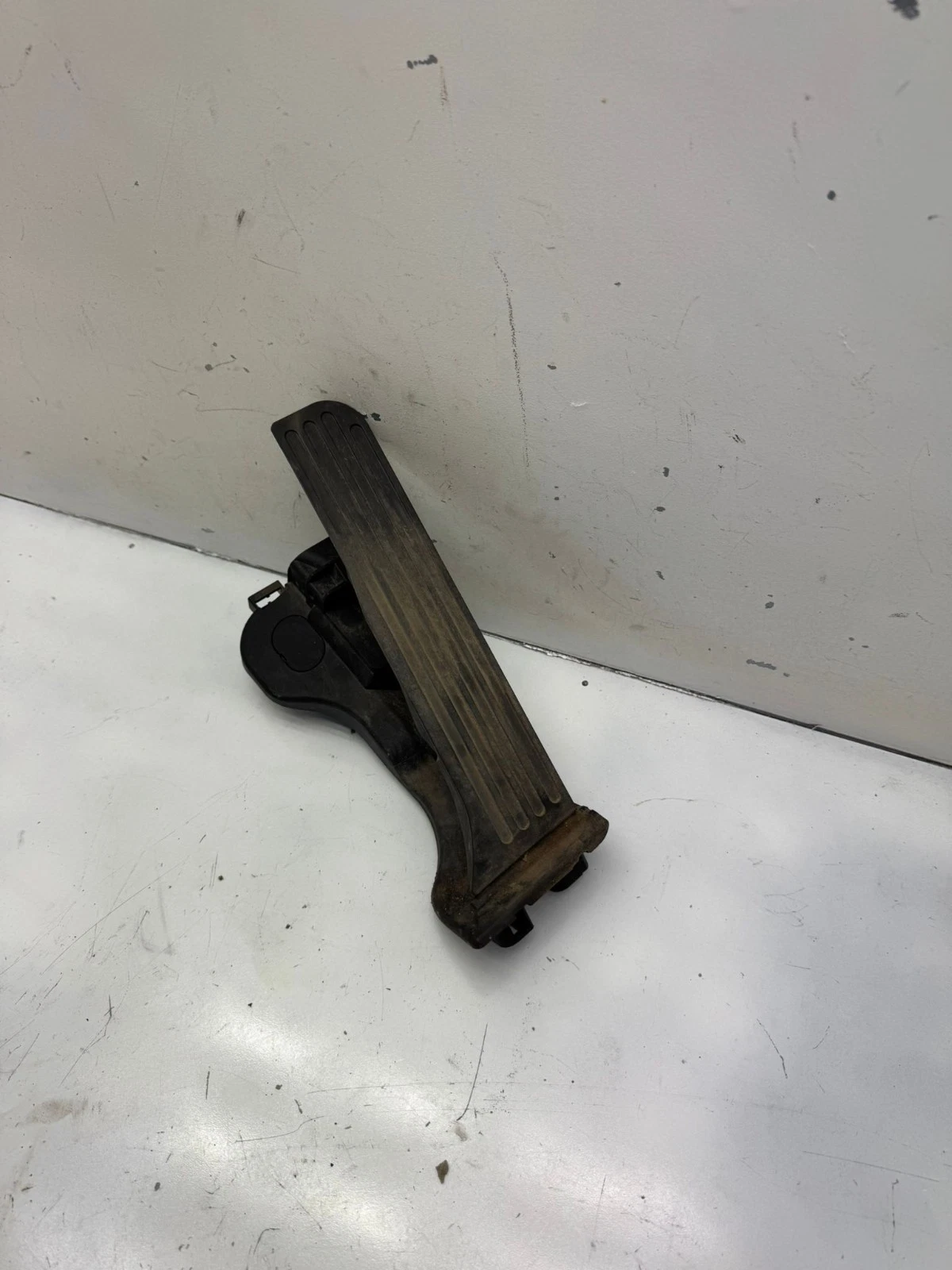 Original VW Golf 5 Audi A3 8P Gaspedal Fußpedal 1K1721503L