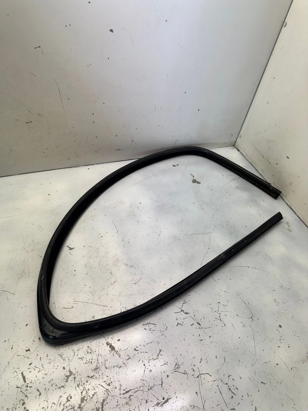 Original Opel Corsa E 2017 hinten rechts Türdichtung 469663017 13188925