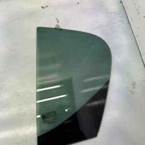 Original Opel Corsa E 2017 hinten links Dreiecksscheibe 43R004654 DOT211M95AS3