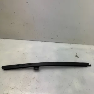 Original Opel Corsa E 2017 hinten links Fensterführung Schiene 13250352