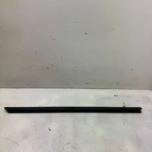 Original Opel Corsa E 2017 hinten links Schachtleiste Fensterführung 13188958