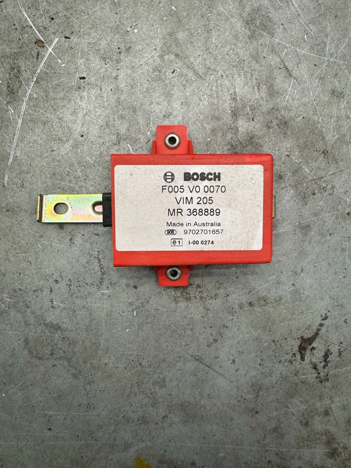 Mitsubishi Carisma 1.8 Benzin GDI Steuereinheit MR368889 Bosch F005V00070