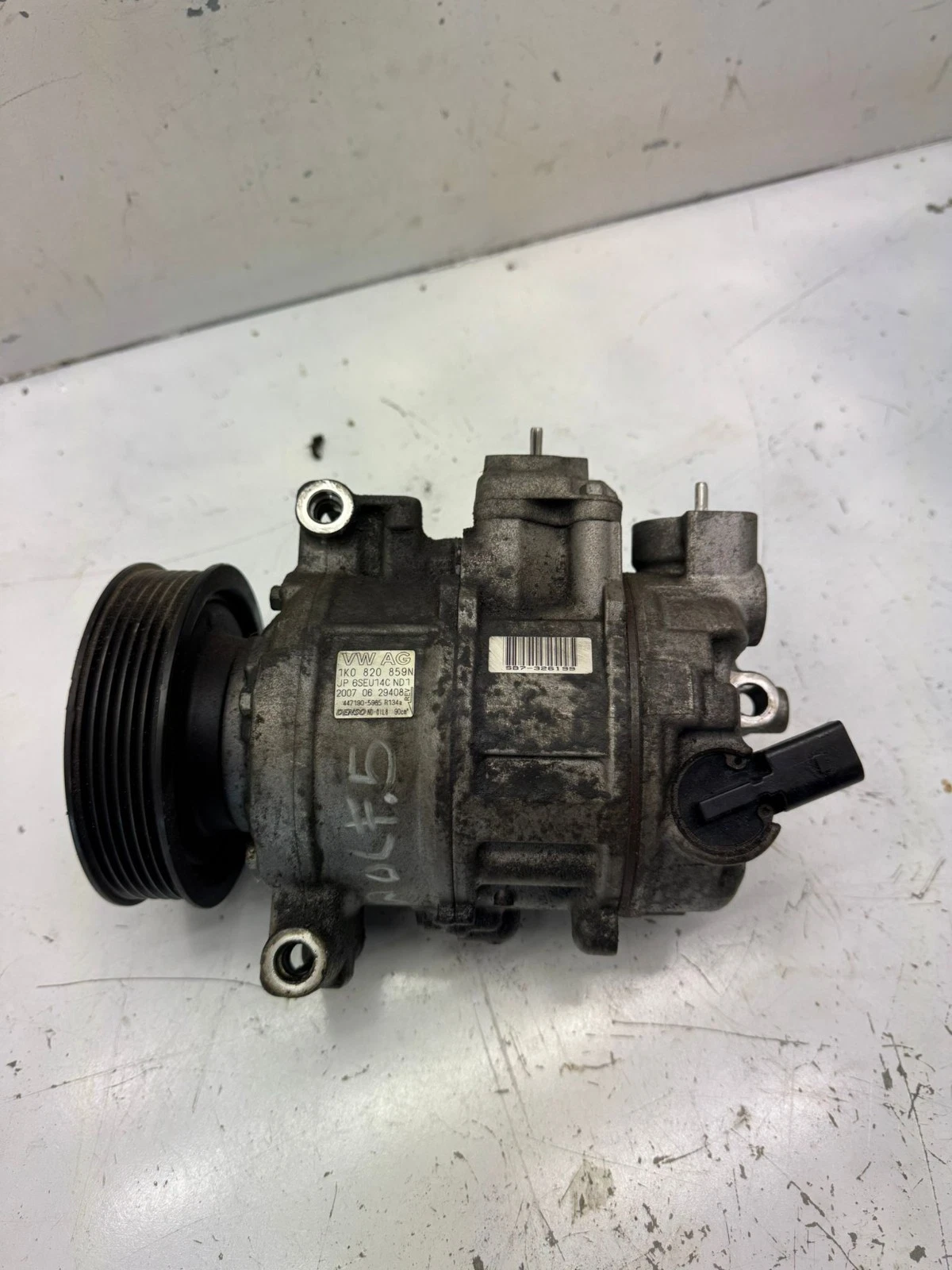 Original VW Golf 5 6 Audi A3 8P Skoda Klimakompressor 1K0820859N