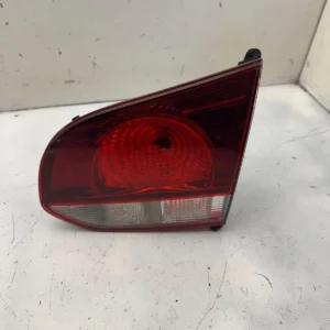 Original VW Golf 5 Rückleuchte Heckleuchte innen rechts 16797502 5K0945260