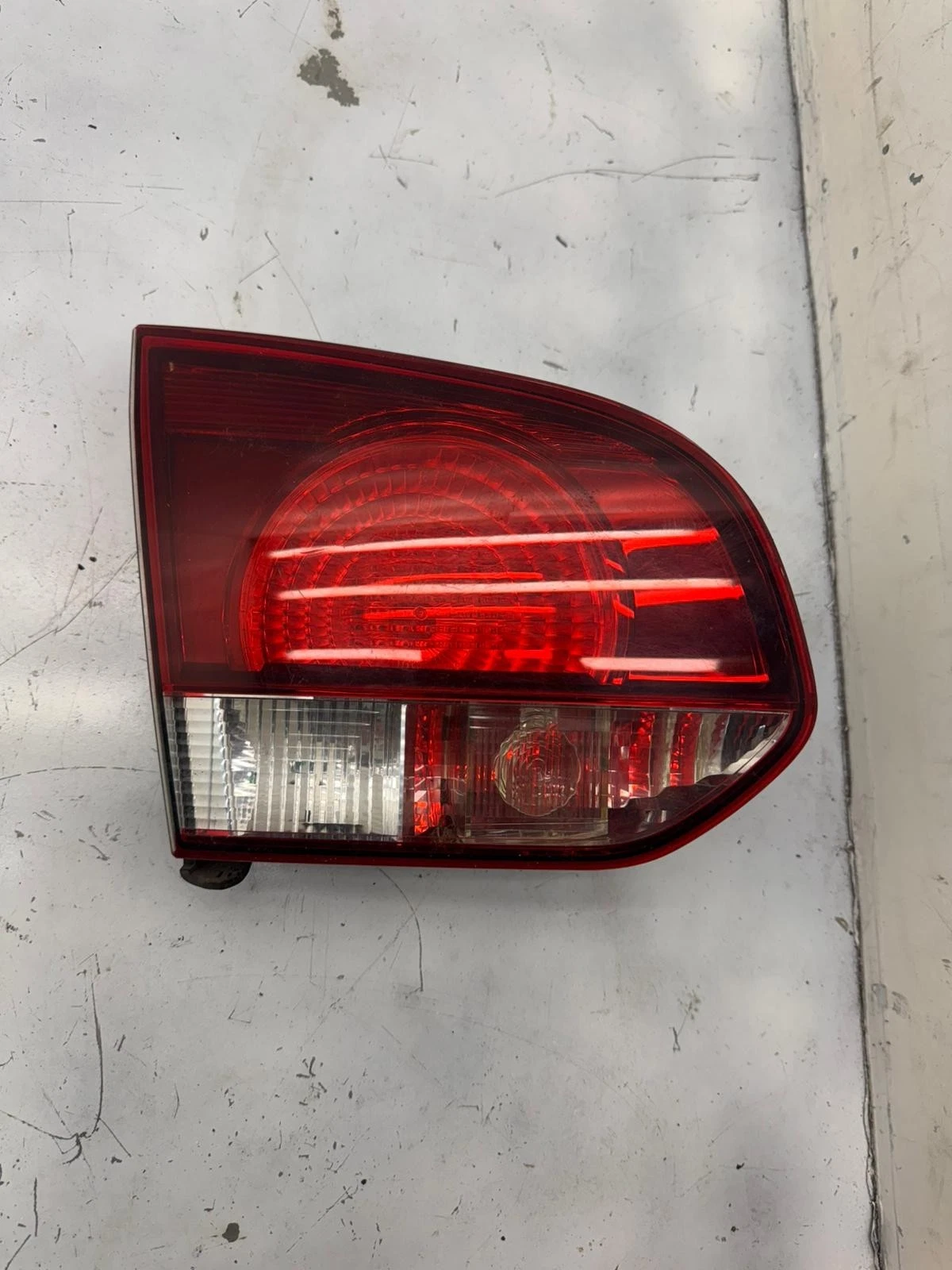 Org. VW Golf 5 Rückleuchte Heckleuchte innen links 16797001 5K0945093AA 00992305