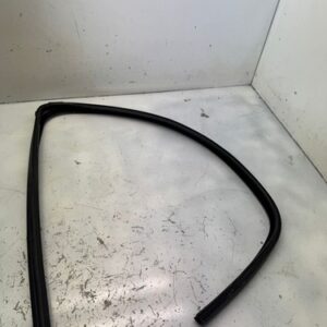 Original Opel Corsa E 2017 hinten links Türdichtung Fensterführung 469663017