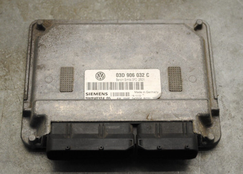 original Motorsteuergerät VW Polo 9N 1,2 Benziner 03D906032C Siemens 5WP1012405