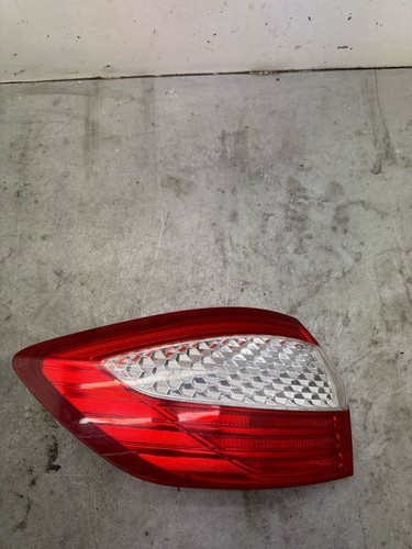 Original Ford Mondeo MK4 BA7 Rückleuchte rechts 7S7113405B