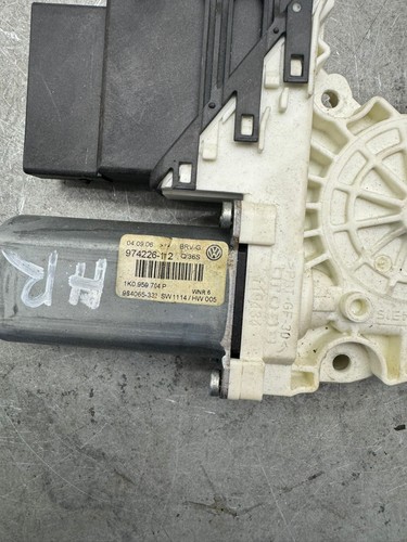 Original VW Passat 3C Fensterhebermotor hinten rechts 1K0959704P