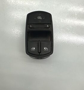 Original Opel Corsa E Fensterheber Schalter vorne links 13430017 315625731