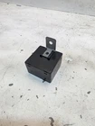 Original Hyundai Accent Scheibenwischermotor Steuergerät Relais 9543022002 – Bild 2