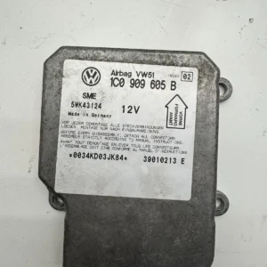 Original VW Passat 3B 3BG Golf 4 Bora Airbagsteuergerät Steuergerät 1C0909605B