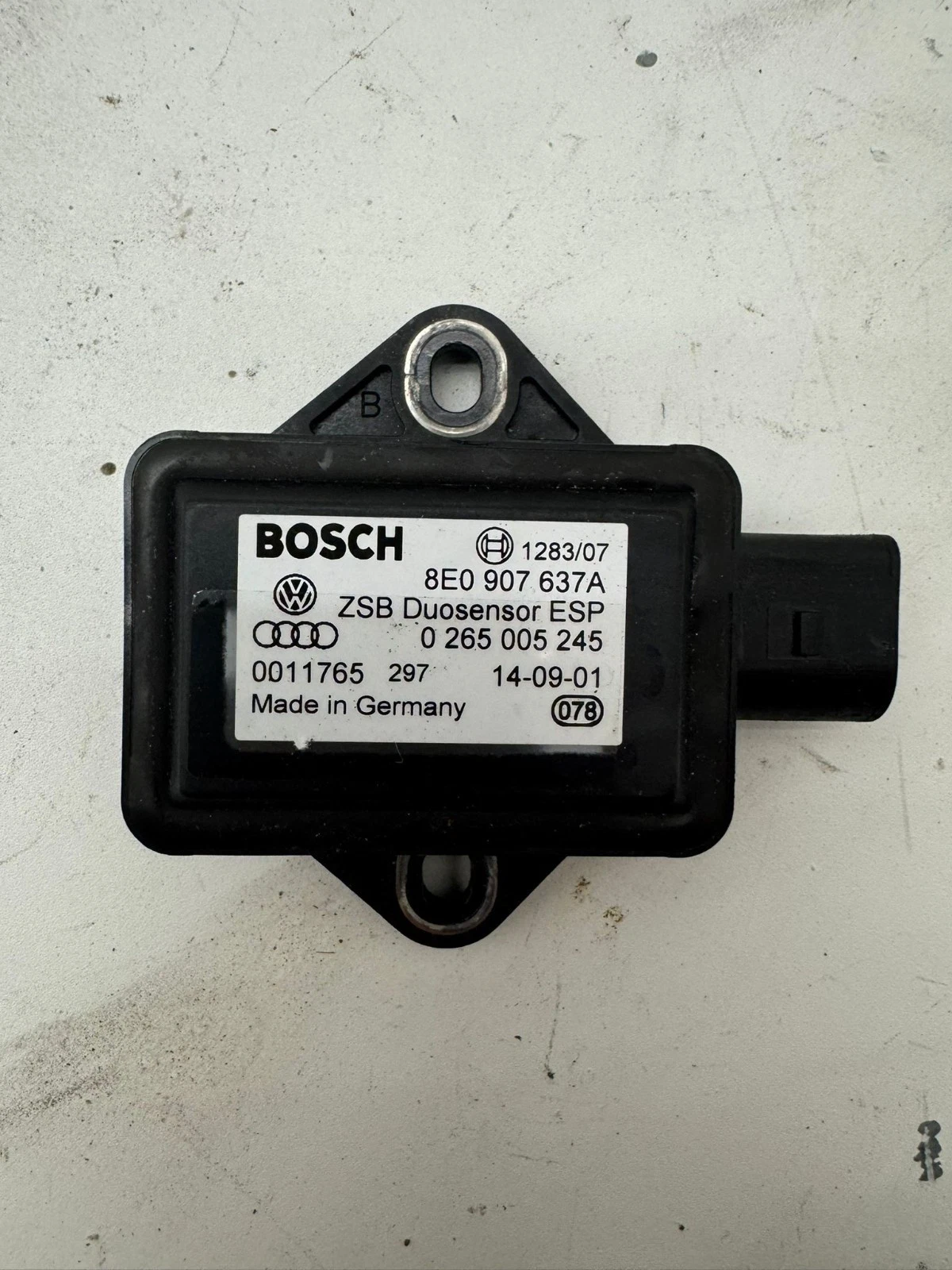 Original Audi A4 B6 A6 4B A8 4E ESP Duosensor Beschleunigungssensor 8E0907637A