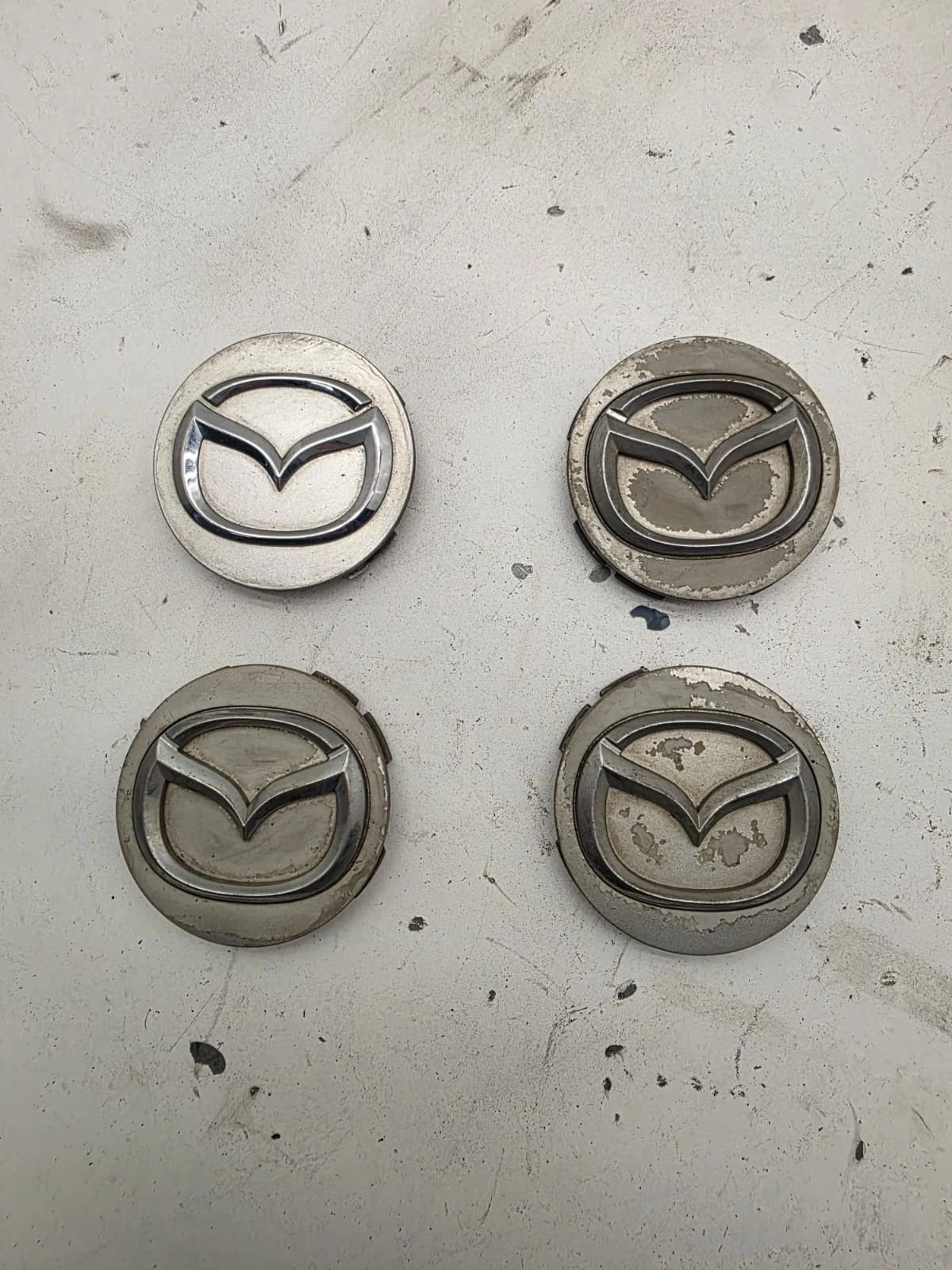 Original Mazda Radzierkappen Felgendeckel 4 Stück
