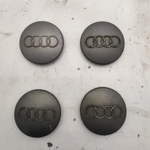 Original Audi Radzierkappen Felgendeckel Nabendeckel 4 Stück 8D0601170