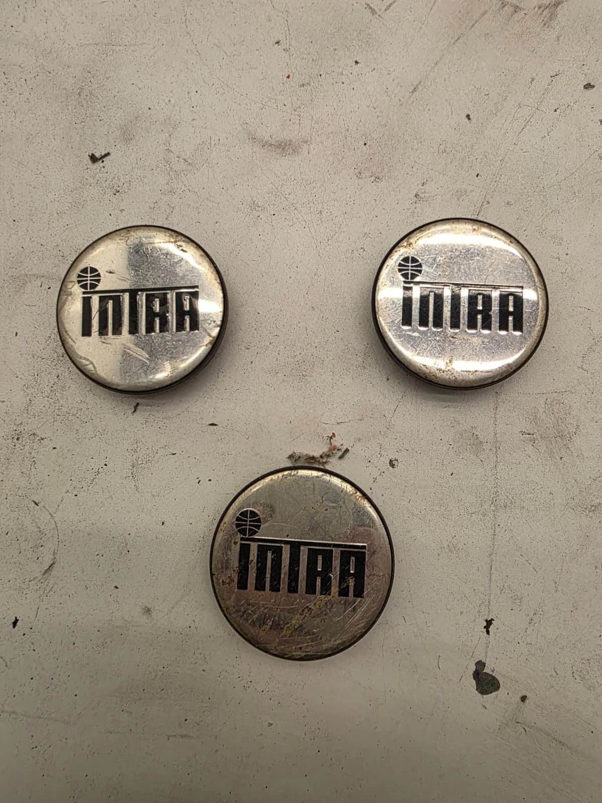 Original Intra Radzierkappen Felgendeckel Nabendeckel 3 Stück