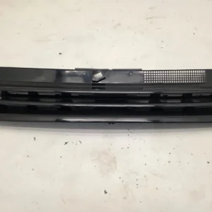 Original VW Golf BJ. 1999 Kühlergrill Frontgrill vorne 1J1653J0E