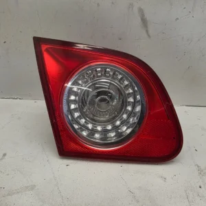 Original VW Passat 3C B6 Bremsleuchte Rücklicht hinten innen links 3C5945093F