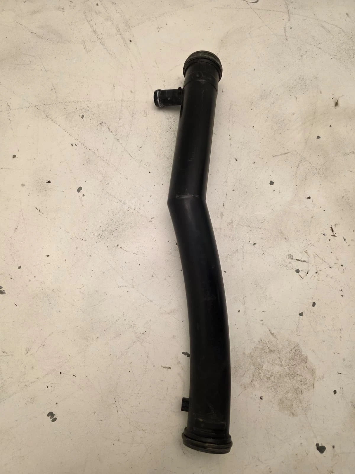 Original VW Golf 5 Seat Audi Skoda Kühlwasserrohr Kühlmittelrohr 03C121065B