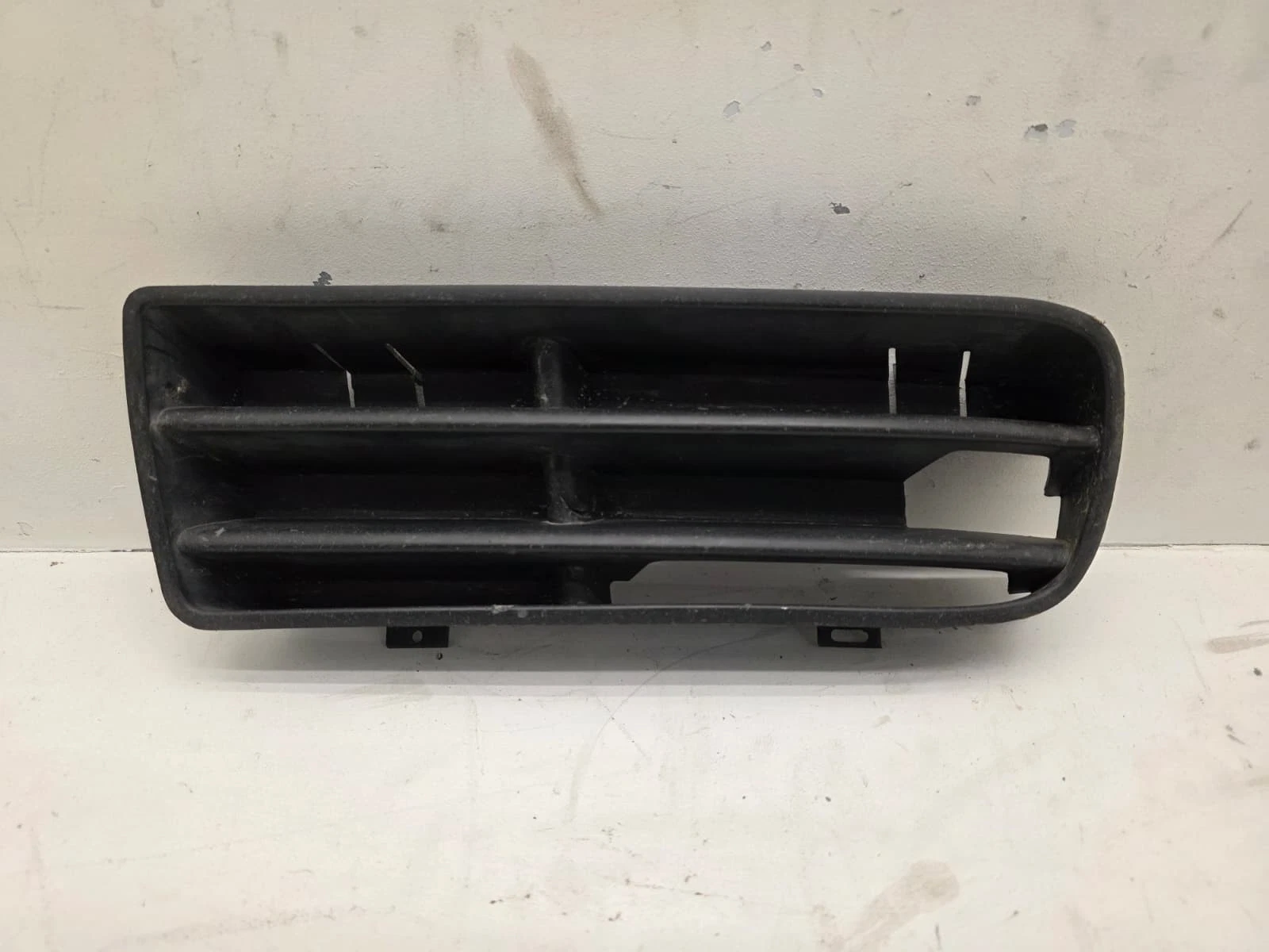 Original VW Golf 4 Stoßstange Lüftungsgitter vorne links 1J0853665B