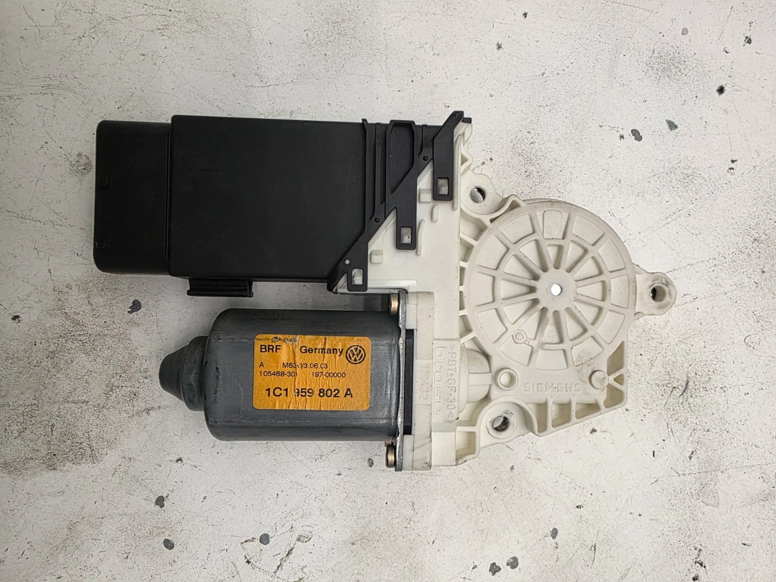 Original VW Golf 4 Variant Fensterhebermotor Motor vorne rechts 1C1959802A