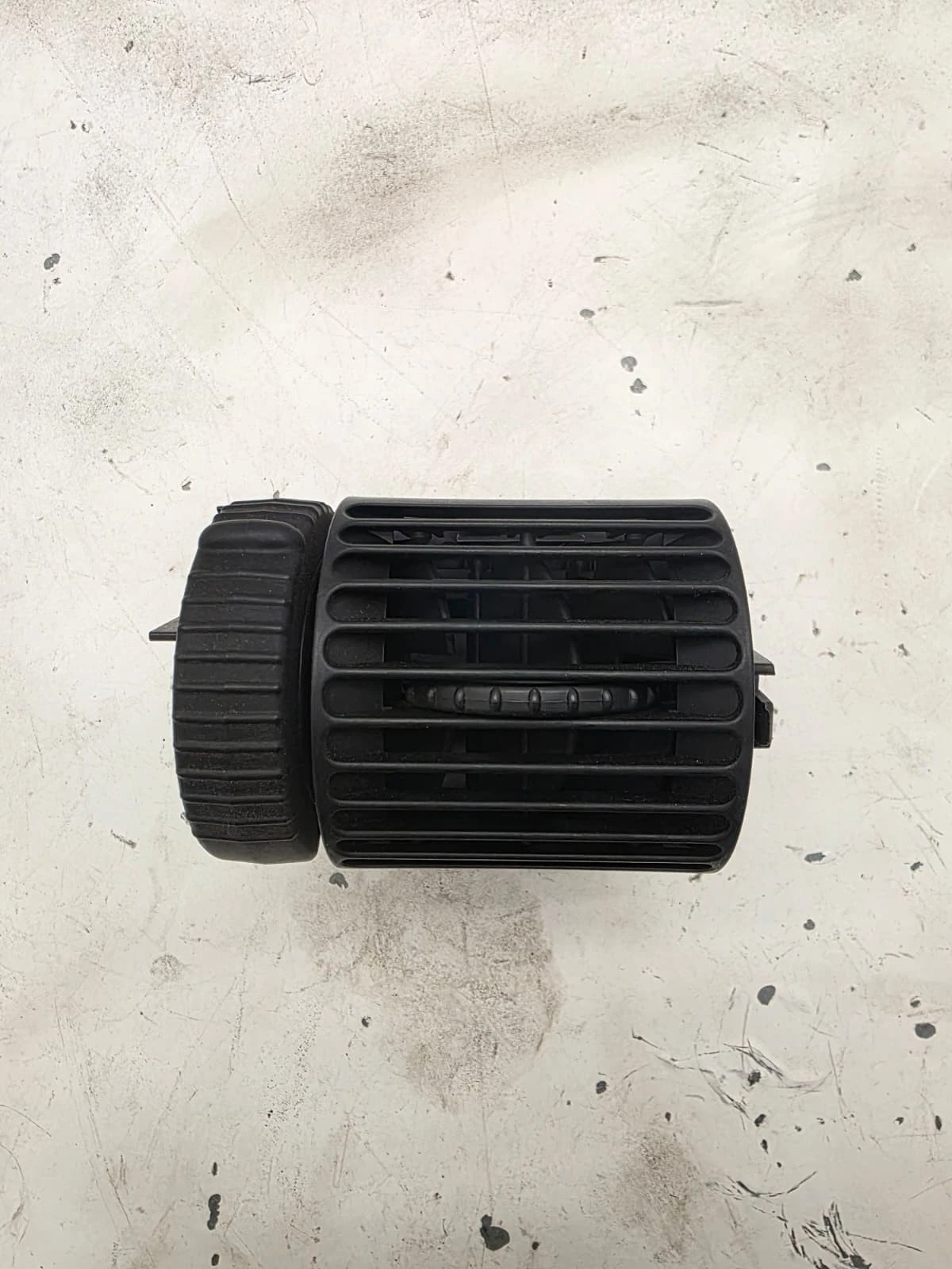 Original Opel Corsa B Combo B Tigra A Luftdüse Lüftungsdüse rechts 90386842