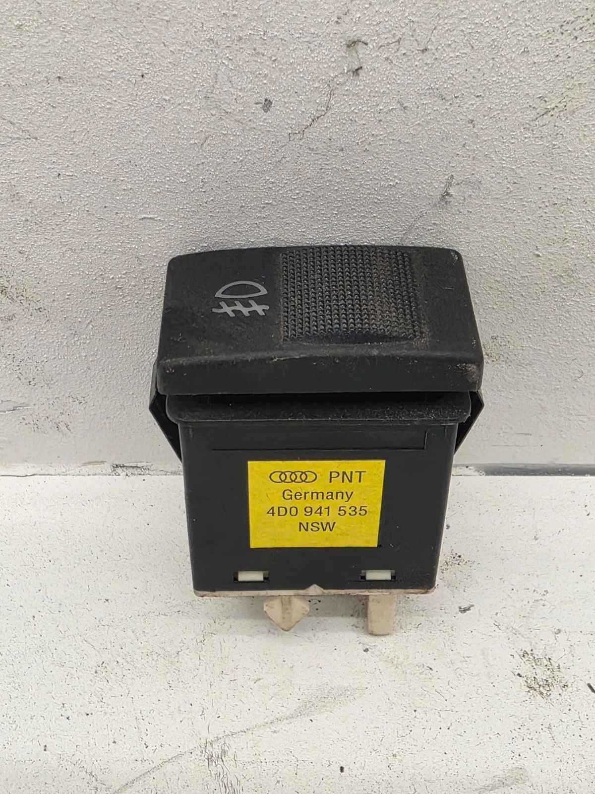 Original Audi A4 B5 Nebelscheinwerfer Schalter Knopf 4D0941535