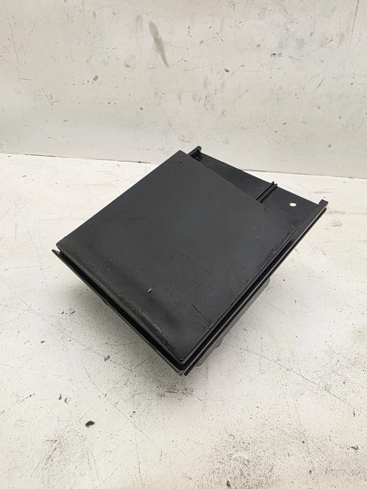 Original VW Golf 4 Bora Aschenbecher Zigarettenzünder 1J0857961G
