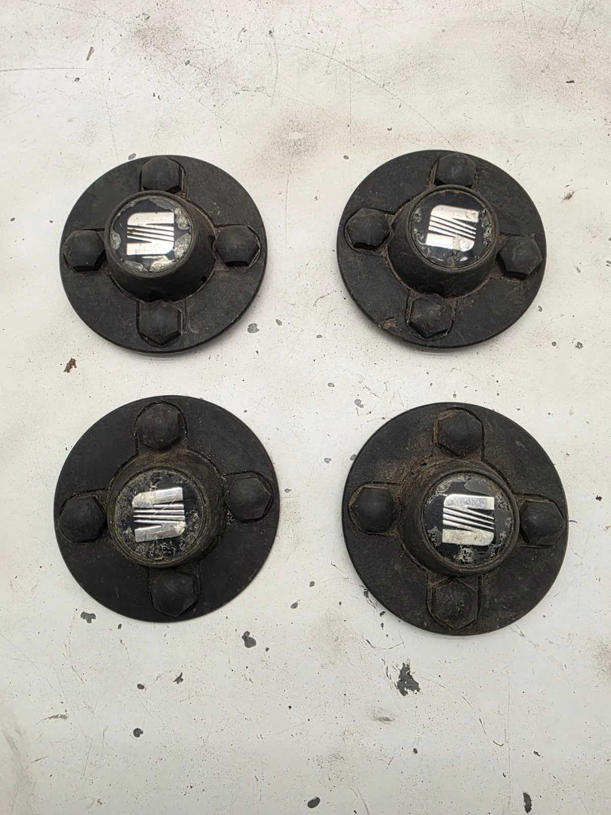 Original Seat Nabendeckel Radkappen Felgendeckel 6H0601169A